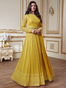 Best Pakistani Salwar Kameez 2022